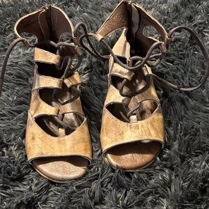 Elegant Tan Leather Women's Sandals